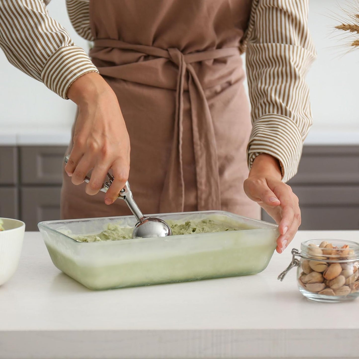 uxcell 3 Pcs Cookie Scoops, Ice Cream Scoop with Trigger for Baking Cookie Dough Rice Pudding Kitchen Gadget, Red