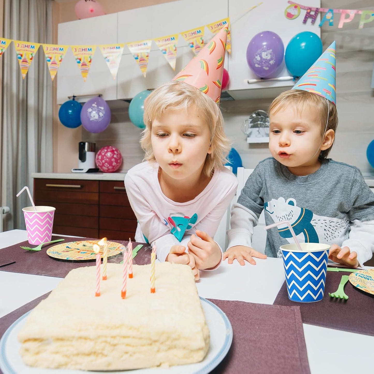 500 Pack 5oz Paper Cups, Multicolor Paper Disposable Cups, Small Mouthwash Cups, Cold Beverage Drinking Cup for Party, Travel and Event (Strip)