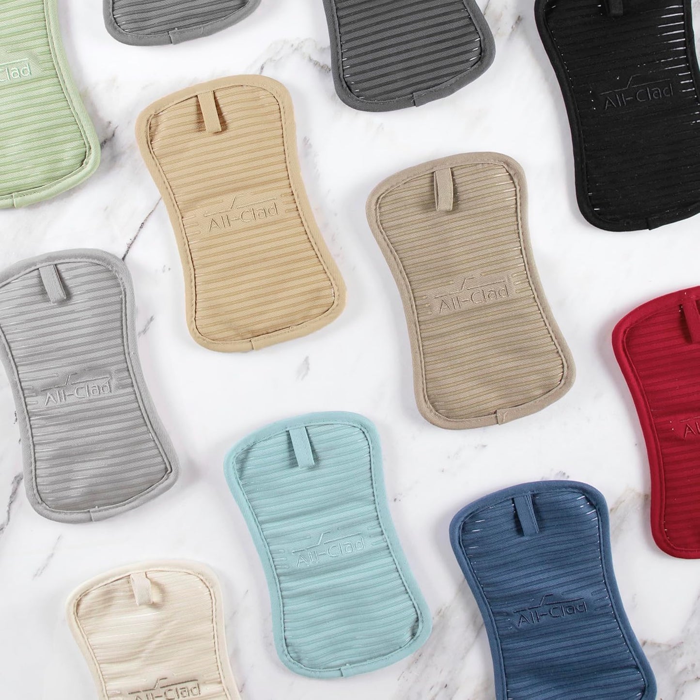 All-Clad Premium Pot Holder & Hot Pad: Heat Resistant to 500 Degrees - 100% Cotton, 10"x6.25" Hot Pad for Kitchen and Barbeque, 4-Pack, Black