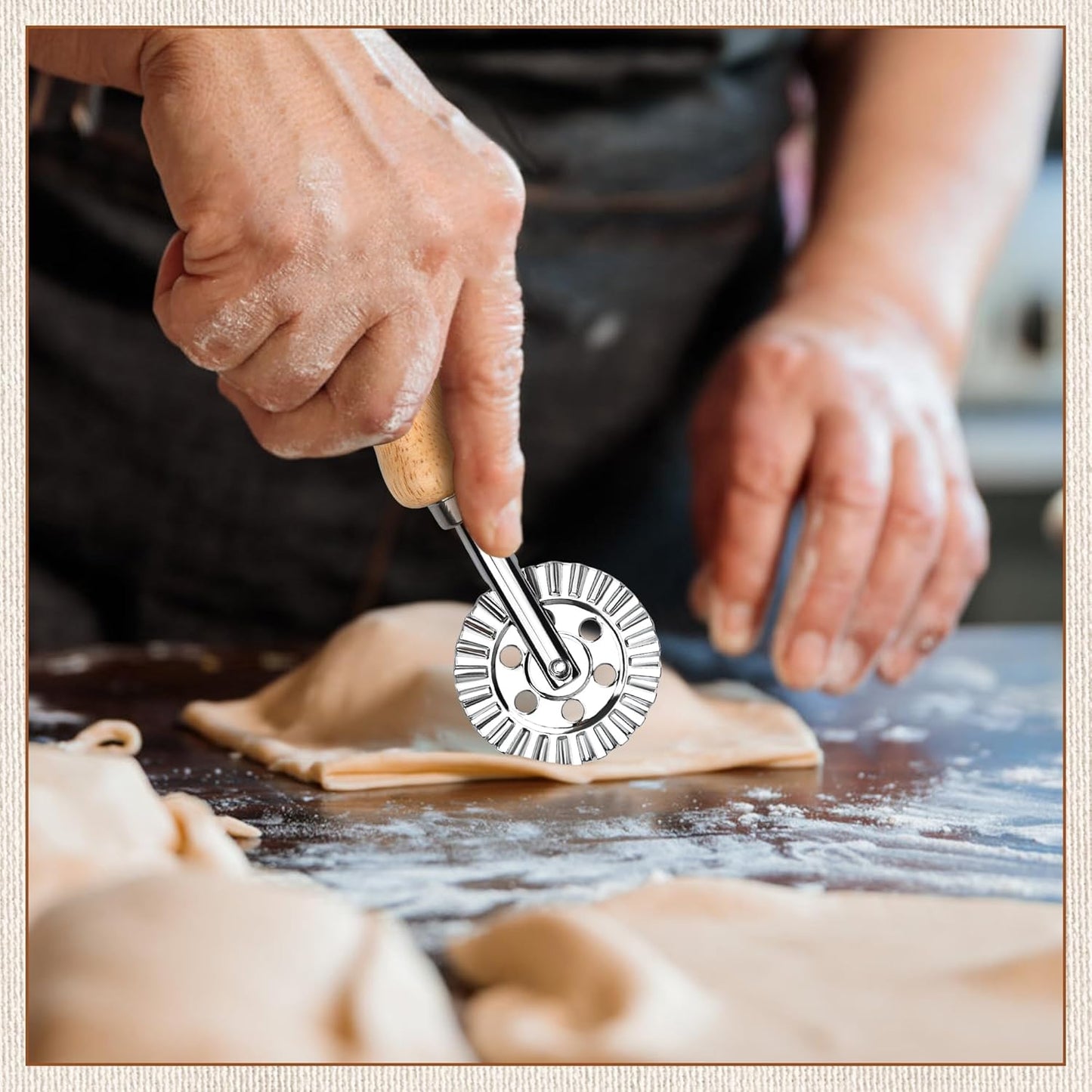 Short Handle Large Cutter Wheel - Exquisite Wooden Handle, Perfect for Pasta, Pizza, Ravioli, Cookie - Versatile Crinkle and Biscuit Cutter for Effortless Slicing