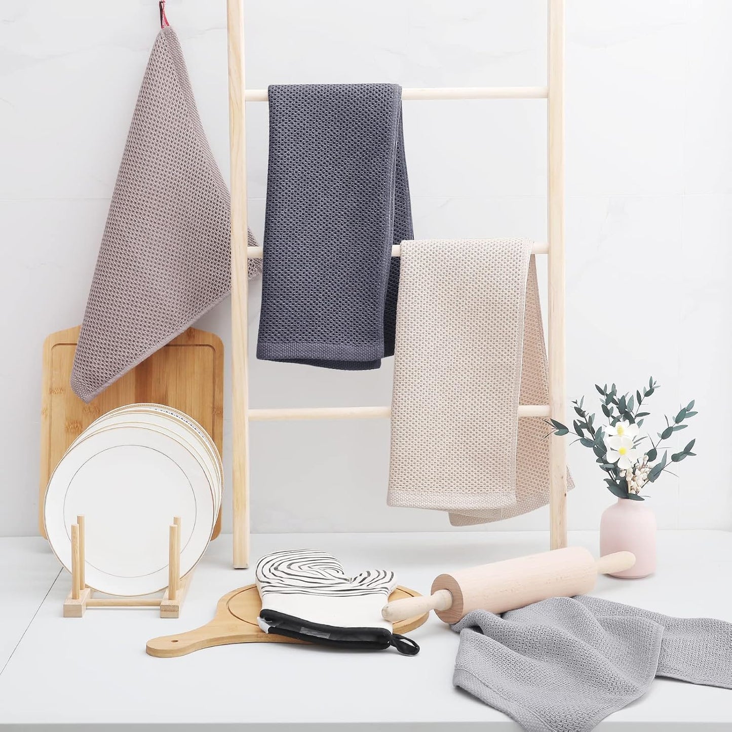 Homaxy 100% Cotton Waffle Weave Kitchen Dish Towels, Ultra Soft Absorbent Quick Drying Cleaning Towel, 13 x 28 Inches, 8-Pack, Multicolor