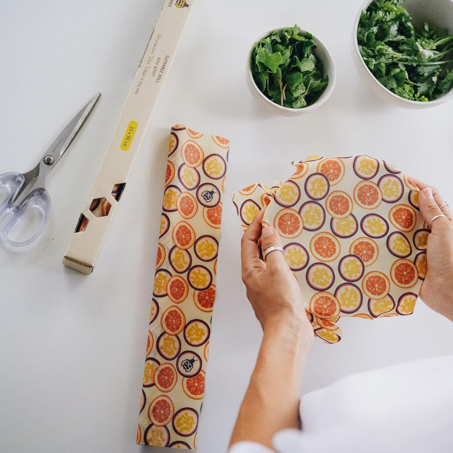 SUPERBEE Beeswax Wrap Roll, Reusable for Food, Wraps Rolls, Reusable Bees Paper for Wrapping Vegetables & Cheese, Bowl Covers and Sandwich Wrapping Paper, Roll XL - Passion