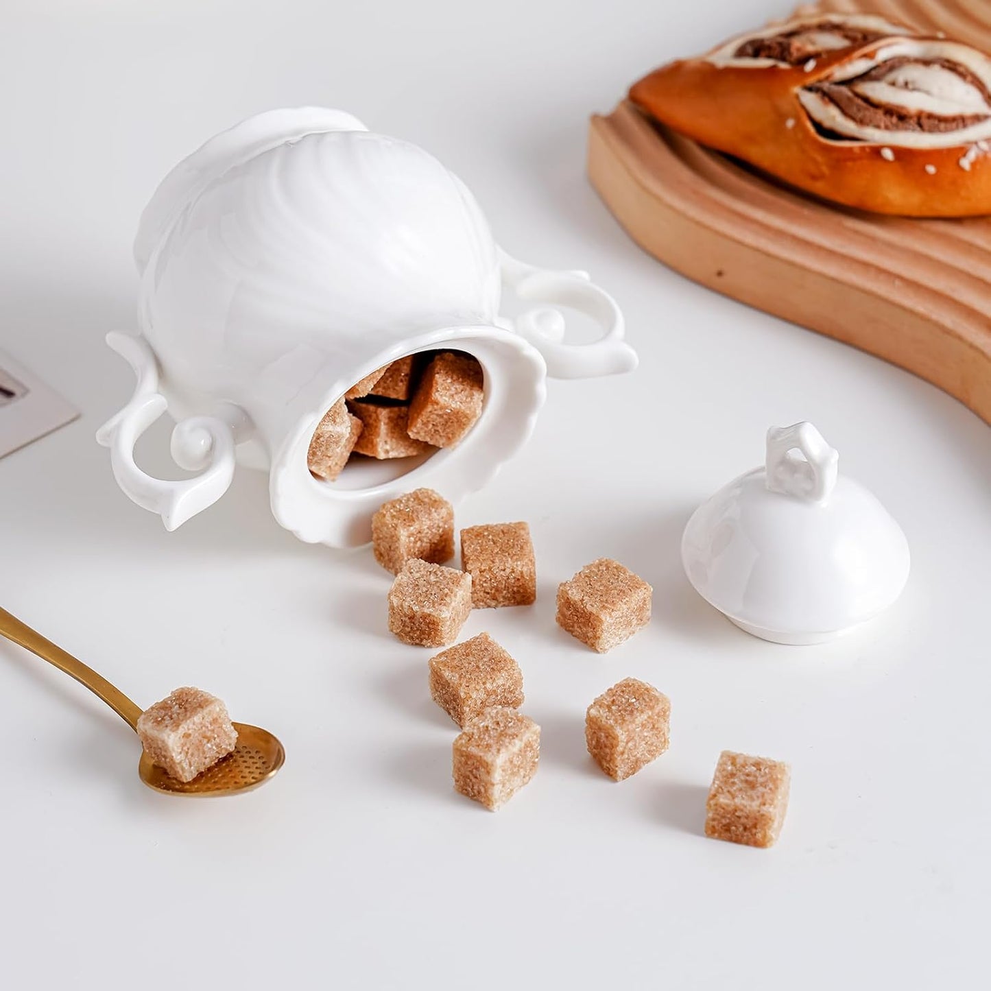 Sugar and Creamer Set Ceramic, Creamer Pitcher and Sugar Bowl with Lid, Creamer Pitcher with Handle,Sugar Cube Dish Coffee or Tea, White (white)