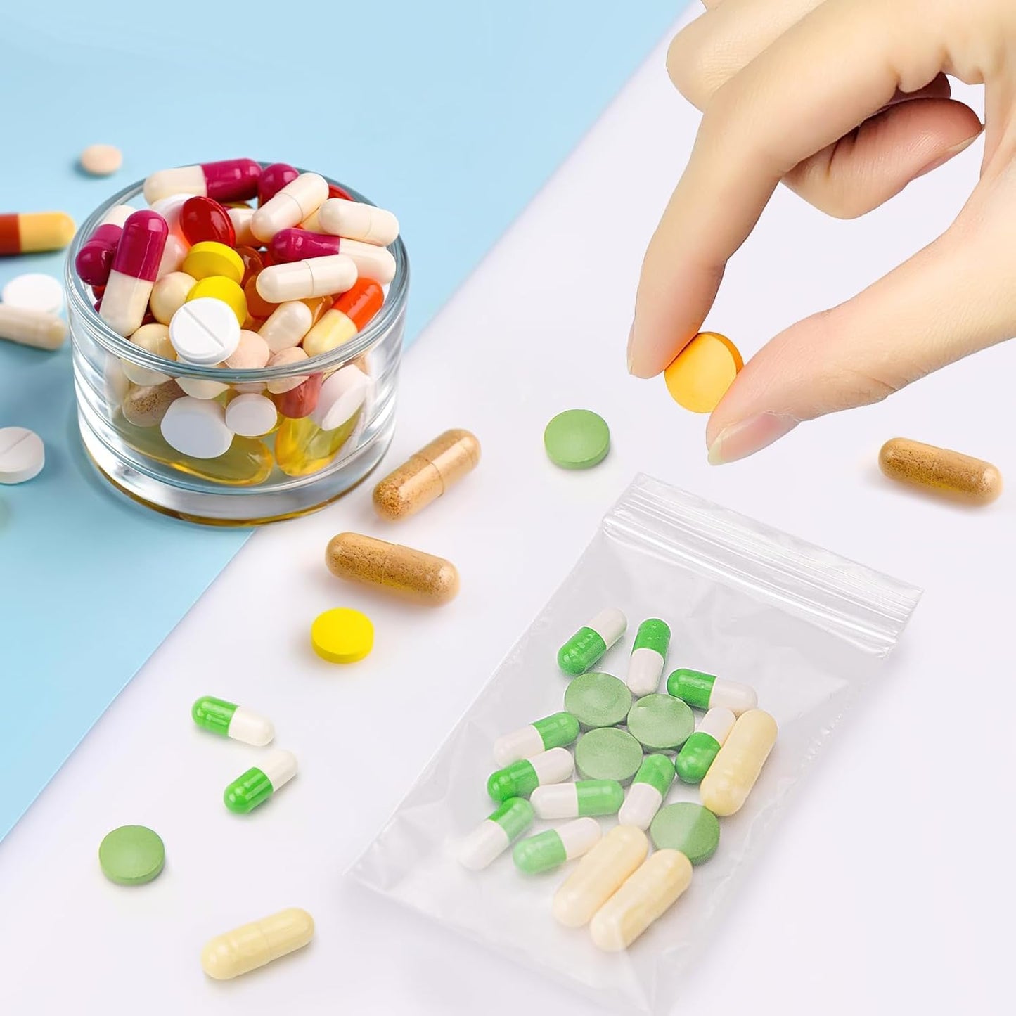 Plastic Jewelry Bags, 200pcs 2 x 3 Clear Zip Bag, 2 mil Thick Small Baggies with Resealable Zipper, Storage Baggies for Daily Vitamin, Jewelry, Candy