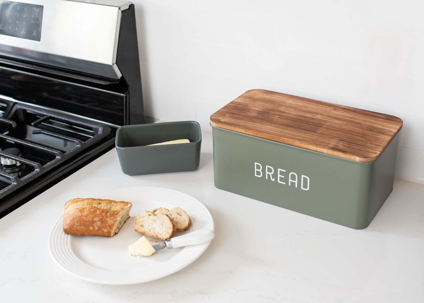 Nat & Jules Matte Green 12 x 7 Metal Enamel Rubber Wood Lidded Bread Box