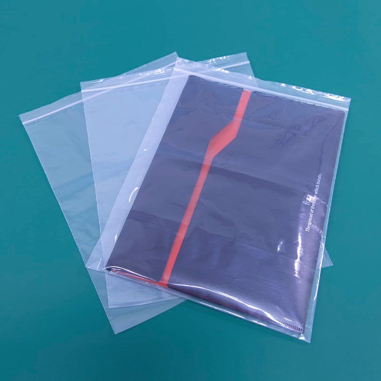 iMailer - 500 Count - 10" x 13" Clear Zip Bags - 2 Mil Reclosable Zip Plastic Poly Bags with Lock Seal Zipper for Clothing, T-Shirt, Prints, Photos, Documents