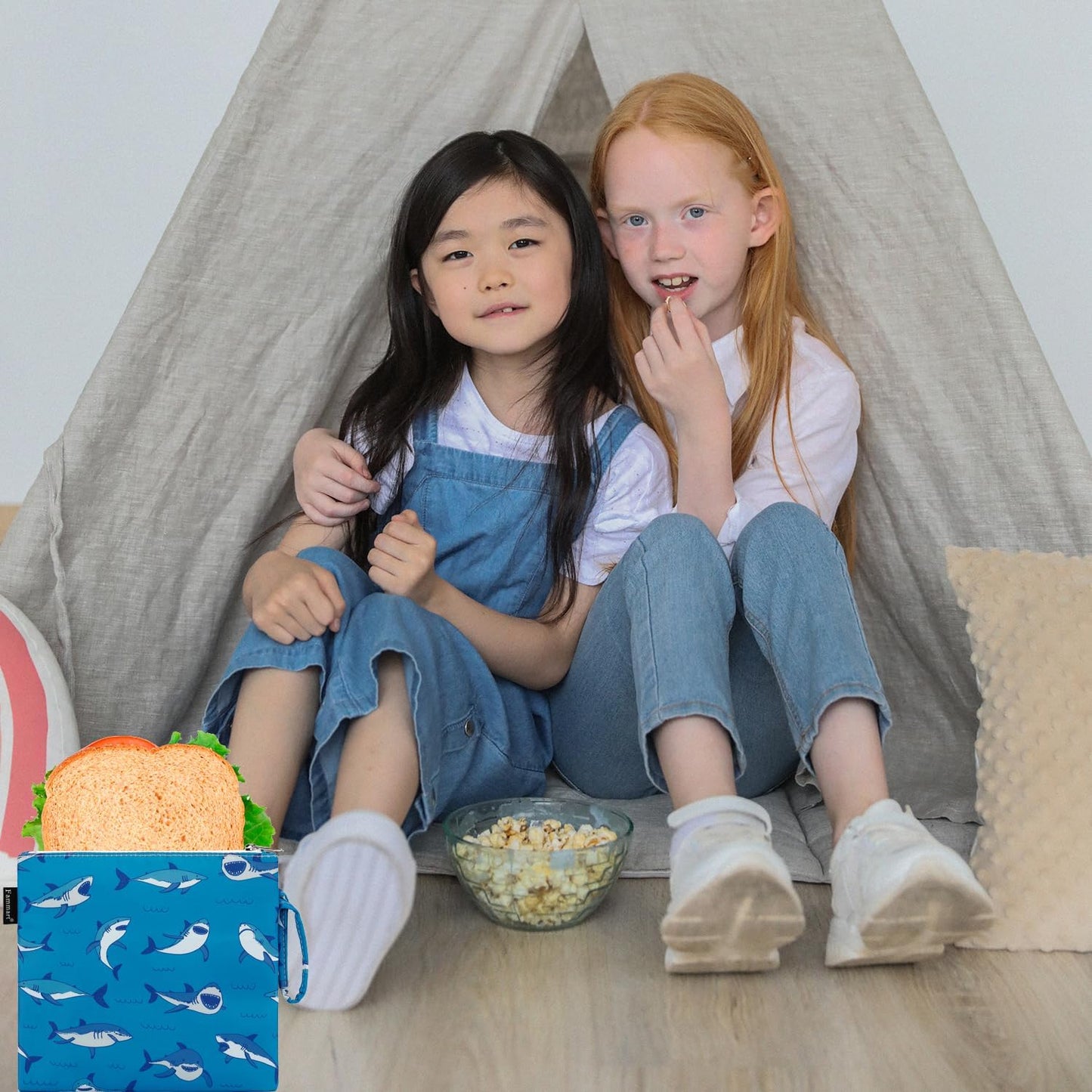 Reusable Sandwich Bag/Snack Bag for Kids & Adults, Dual Layer Lunch Bag with Handle, Cosmetic Bag Makeup Travel Bag for Women Girls, Washable, Food Safe, BPA Free (1-Pack, Shark)