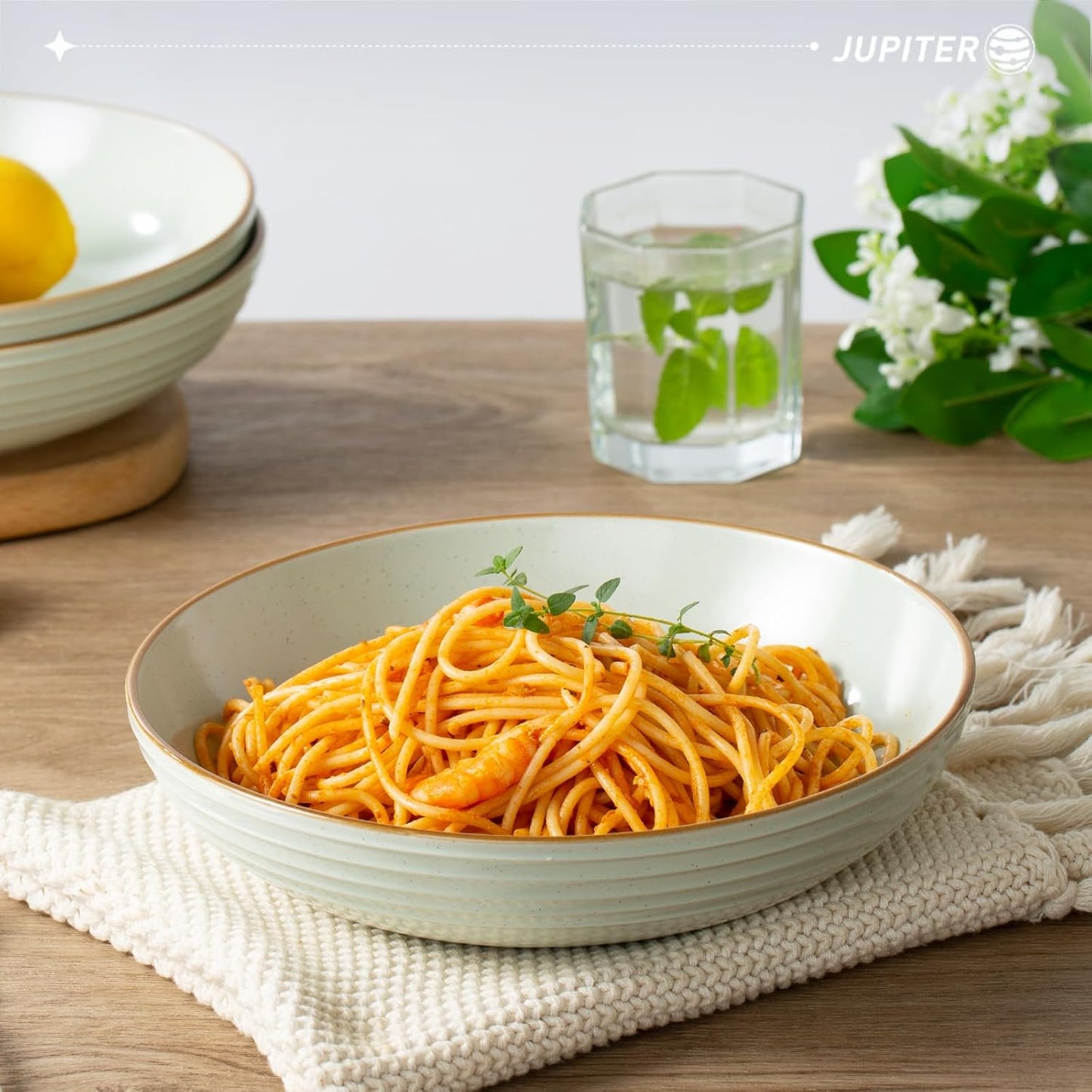 famiware Jupiter Pasta Bowls, 30 OZ Large Salad Bowls Set of 4, Microwave and Dishwasher Safe, Sturdy & Stackable, Serving Bowls for Kitchen, Light Green