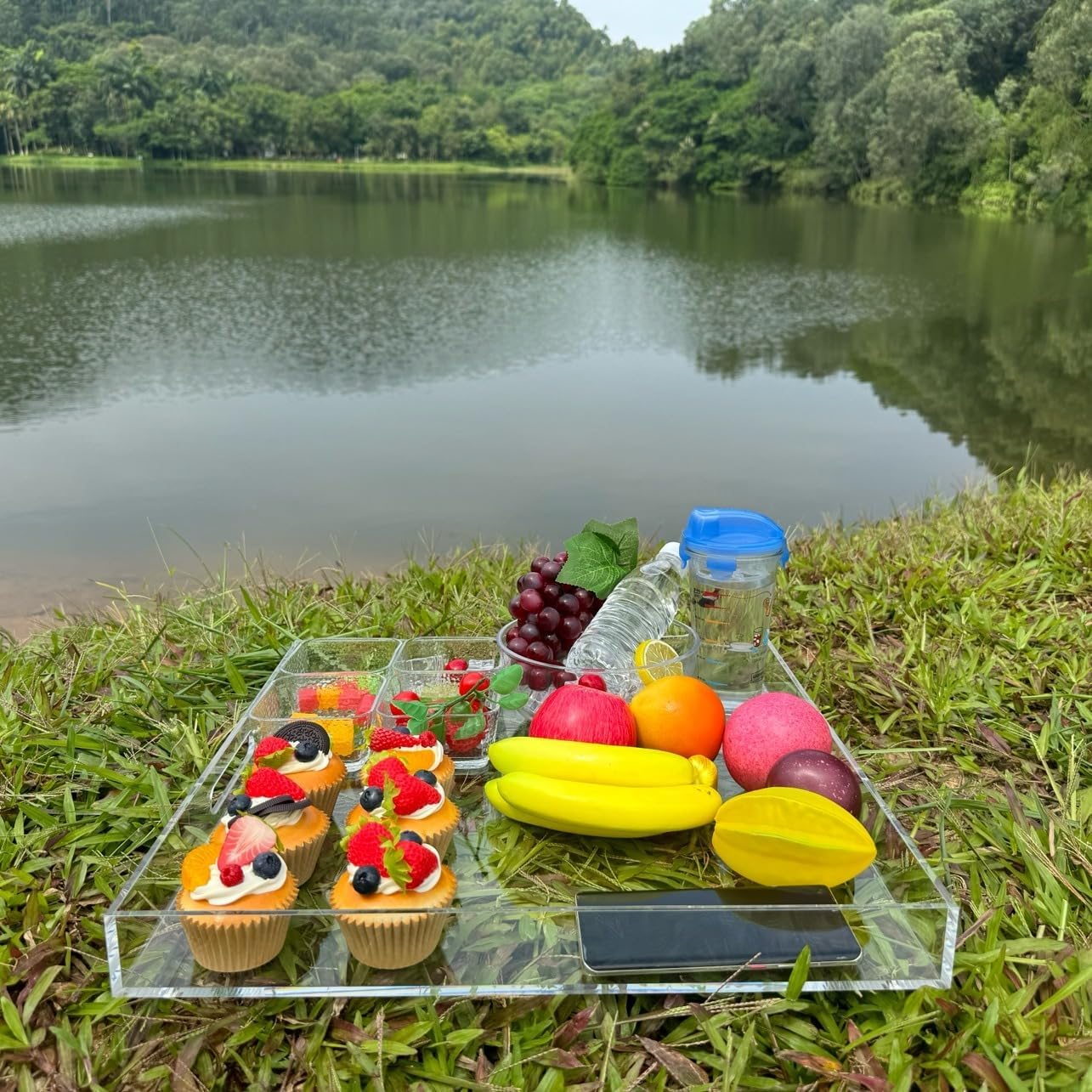 Clear extra large Ottoman Tray with Handles 18"x18"x2" Spill proof Acrylic Serving Tray Organizer Tray Decorative safe edge tray For Living Room Entryway Bedroom Kitchen Coffee Table coutertop