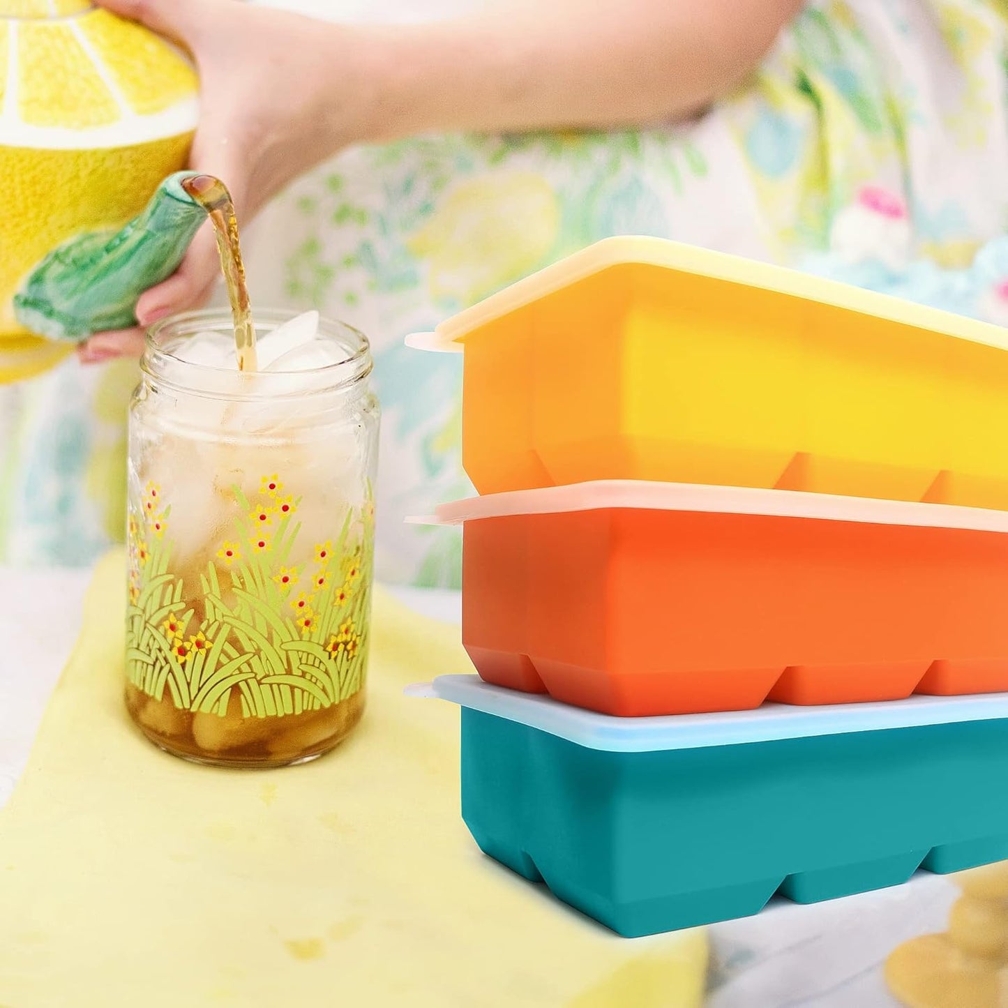 Silicone Ice Cube Trays 3 Pack - Large Size Silicone Ice Cube Molds with Leak Proof Removable Lid Square Ice Cube Tray And BPA Free for Cocktail,Whiskey, Stackable Flexible Ice