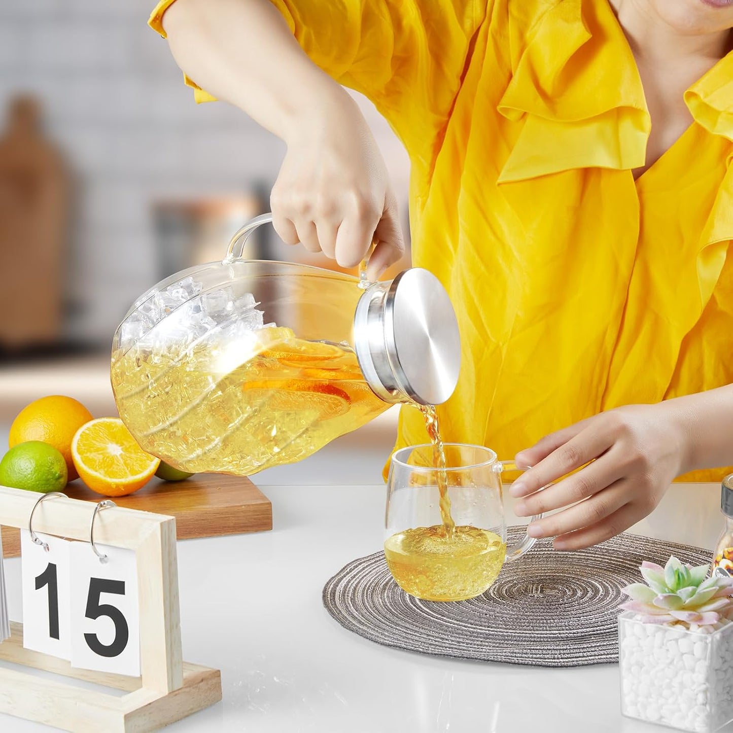 DRASTAR Glass Pitcher with Lid, 2.2L Water Pitcher, 74oz Tea Pitcher for Drinks, Borosilicate Glass Water Jug Cold Or Hot Beverages, Lemonade Pitcher, Glass Water Carafe With Lid