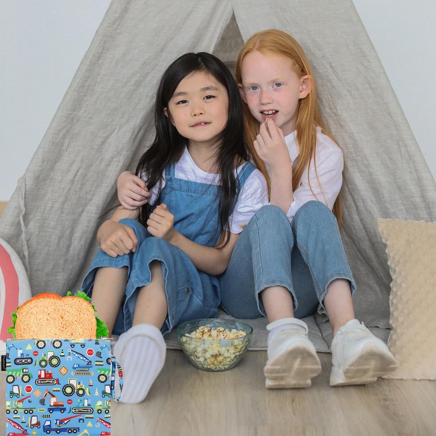 Reusable Sandwich Bag/Snack Bag for Kids & Adults, Dual Layer Lunch Bag with Handle, Washable, Food Safe, BPA Free (1-Pack, Car)