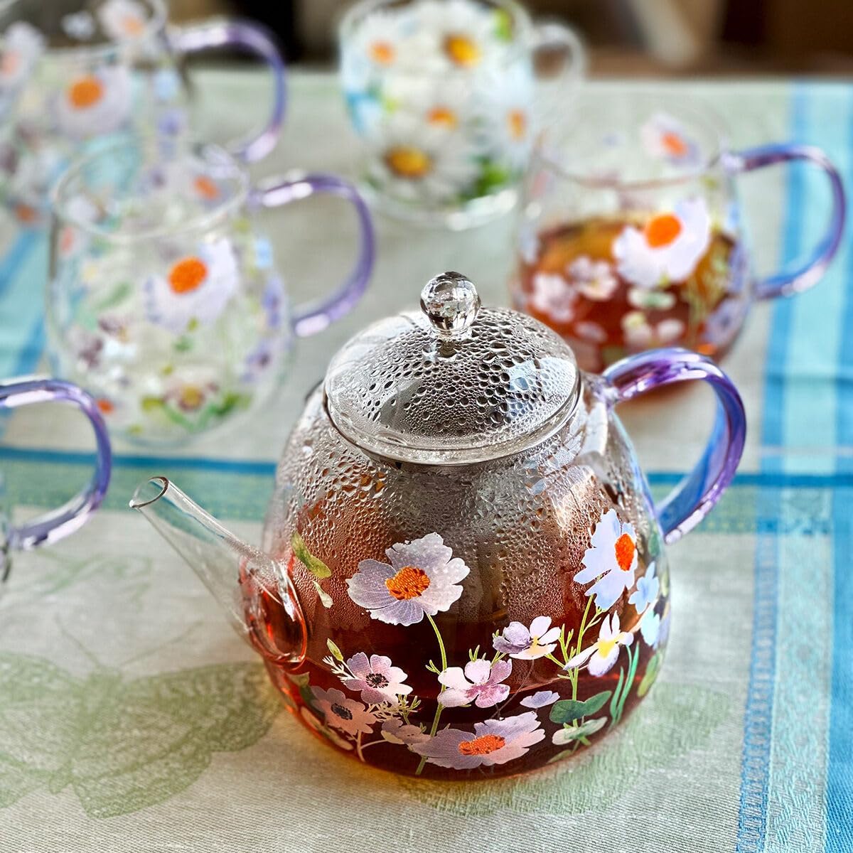Heat-Resistant Glass Teapot with Infuser (Chamomile)