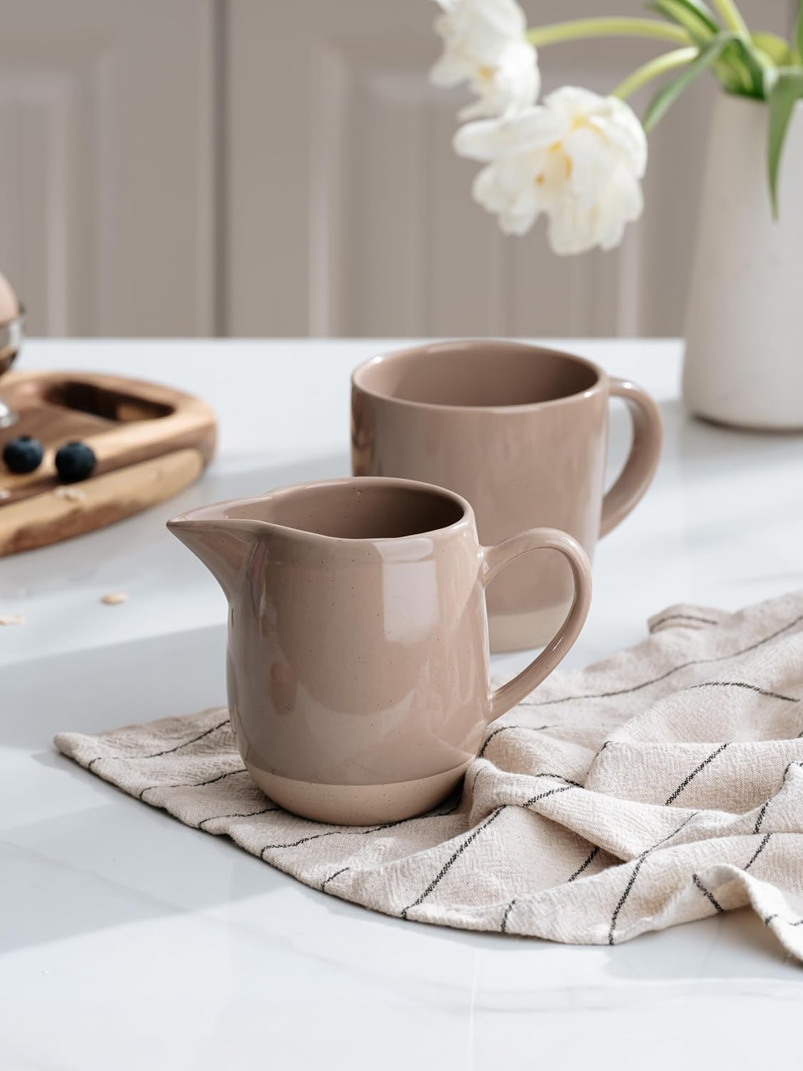 famiware Milkyway 13oz Creamer with Handle, Ceramic Coffee/Milk/Sauce/Serving/Salad Pitcher Jug, Stoneware Maple/Syrup Dispenser, Milk Frother Cup, Microwave and Dishwasher Safe, Cinnamon Brown