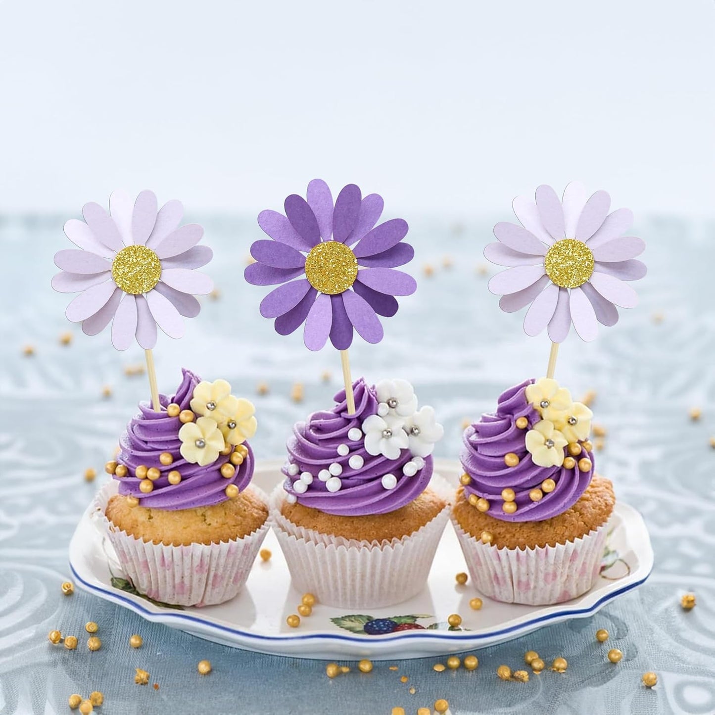 Ephlyn 24Pcs Purple Daisy Cupcake Toppers Flower Cake Toppers Daisy Cake Decorations Chrysanthemum Cupcake Toppers Spring Daisy Flower Cake Picks for Birthday Wedding Supplies