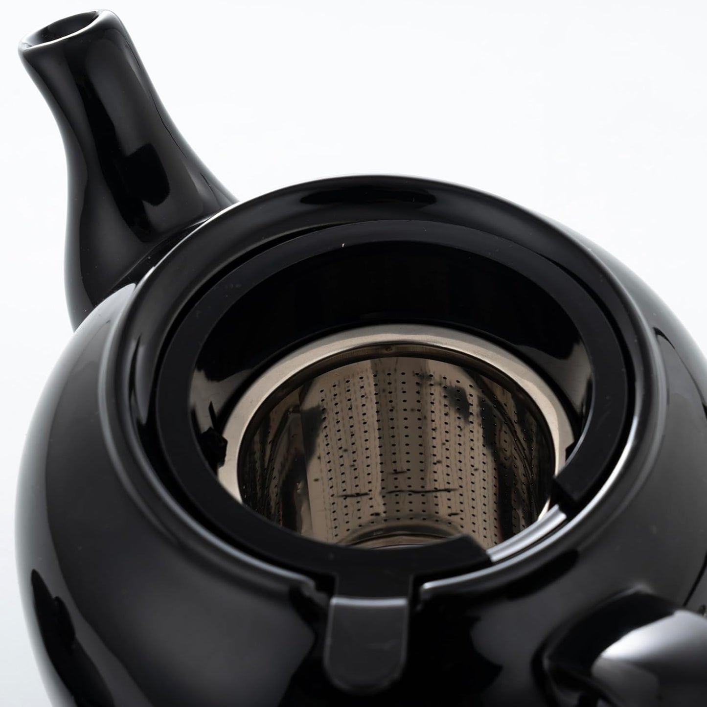 ETHNIQ Porcelain Tea Pot with Stainless Steel Tea Infuser - Black