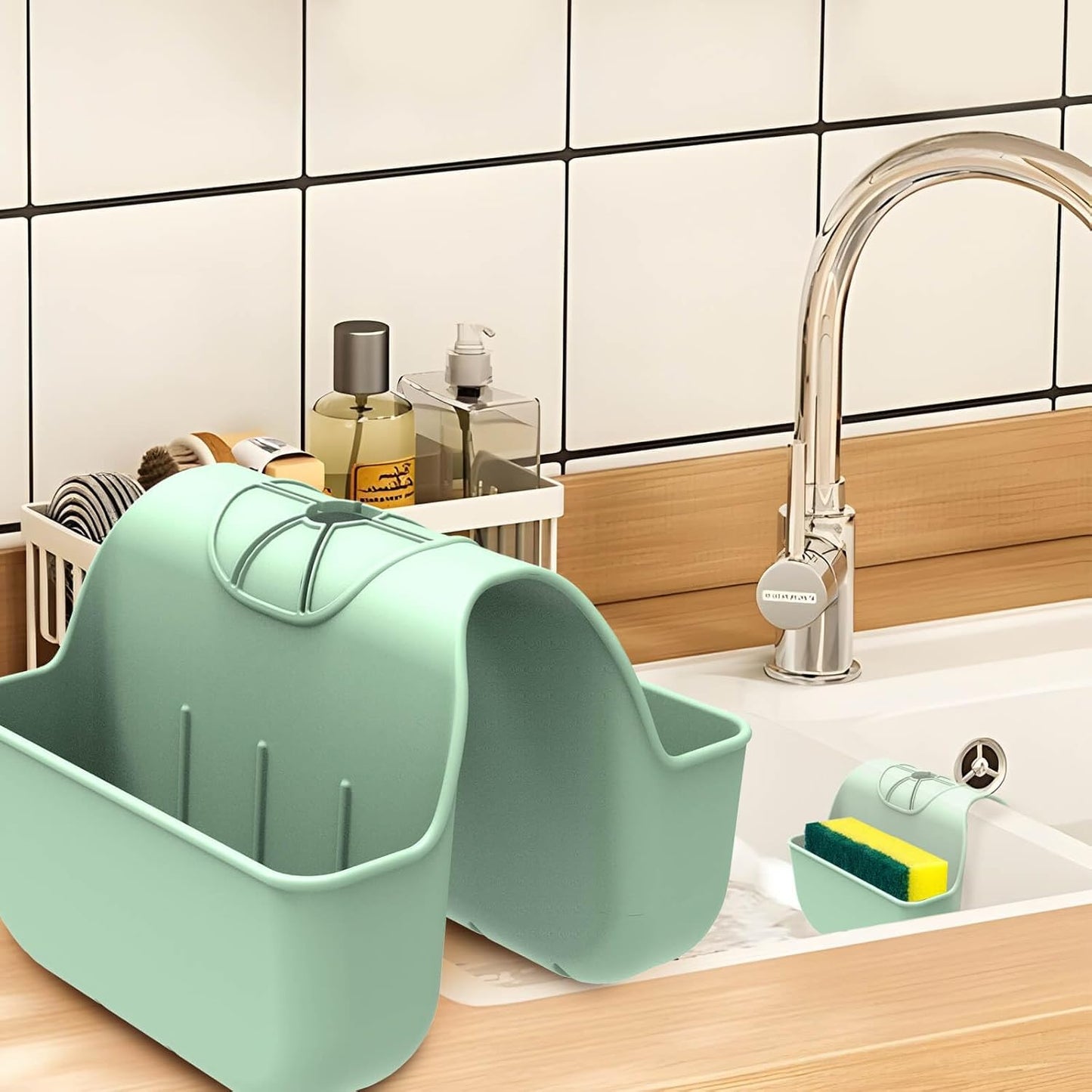 Sponge Holder for Kitchen Sink, Silicone Sink Saddle Caddy Organizer Rack, Sponges Holder Over Faucet, Hanging Kitchen Organizer Accessories Rack Basket Green