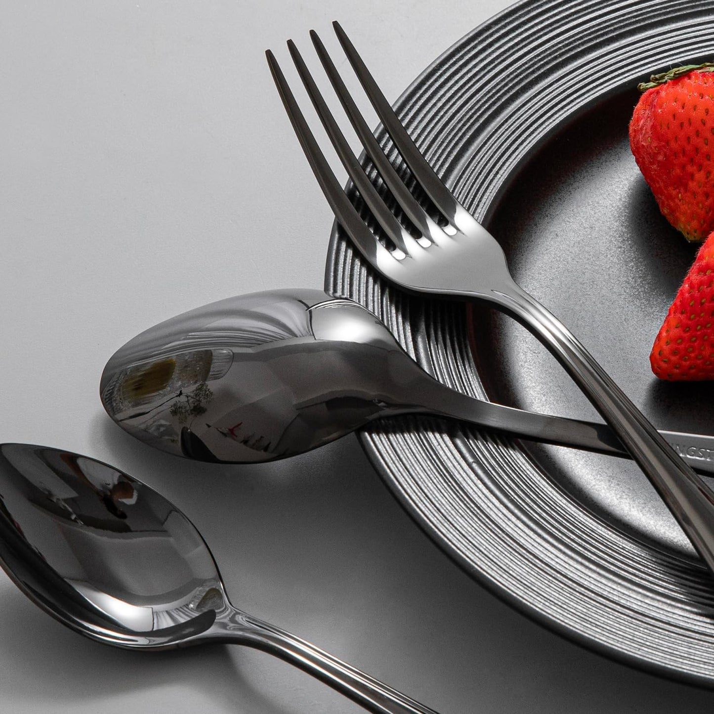 KINGSTONE 20 Piece Teardrop Silverware Set for 4, 18/10 Stainless Steel Flatware Set, Modern Design Cutlery Set for Home/Hotel/Wedding,Mirror Polished and Dishwasher Safe, Black