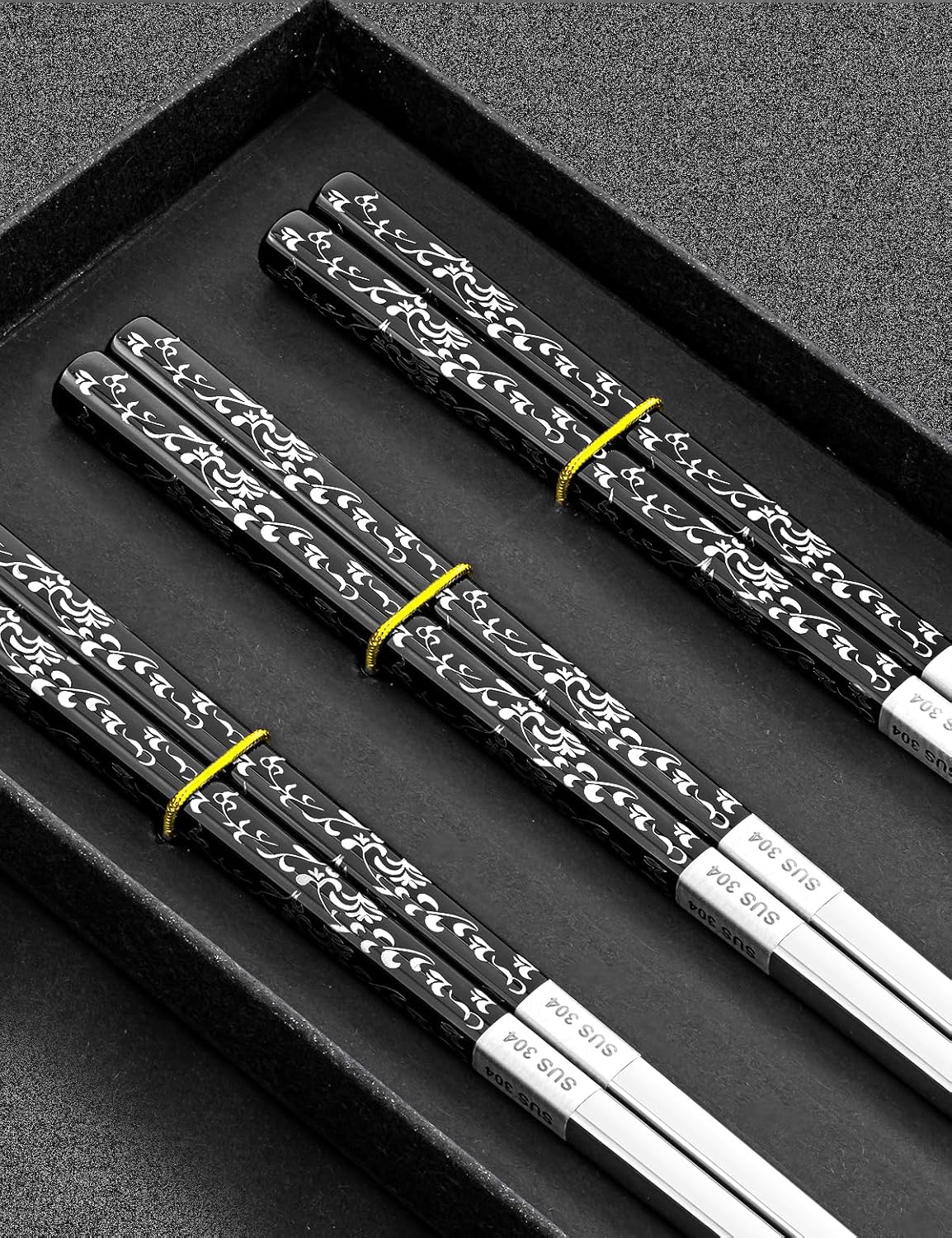 Metal Chopsticks Reusable, 3 Pairs Chop Sticks Reusable Dishwasher Safe, Titanium Plated Non-Slip Stainless Steel Chopsticks Present Set (Black Silver)