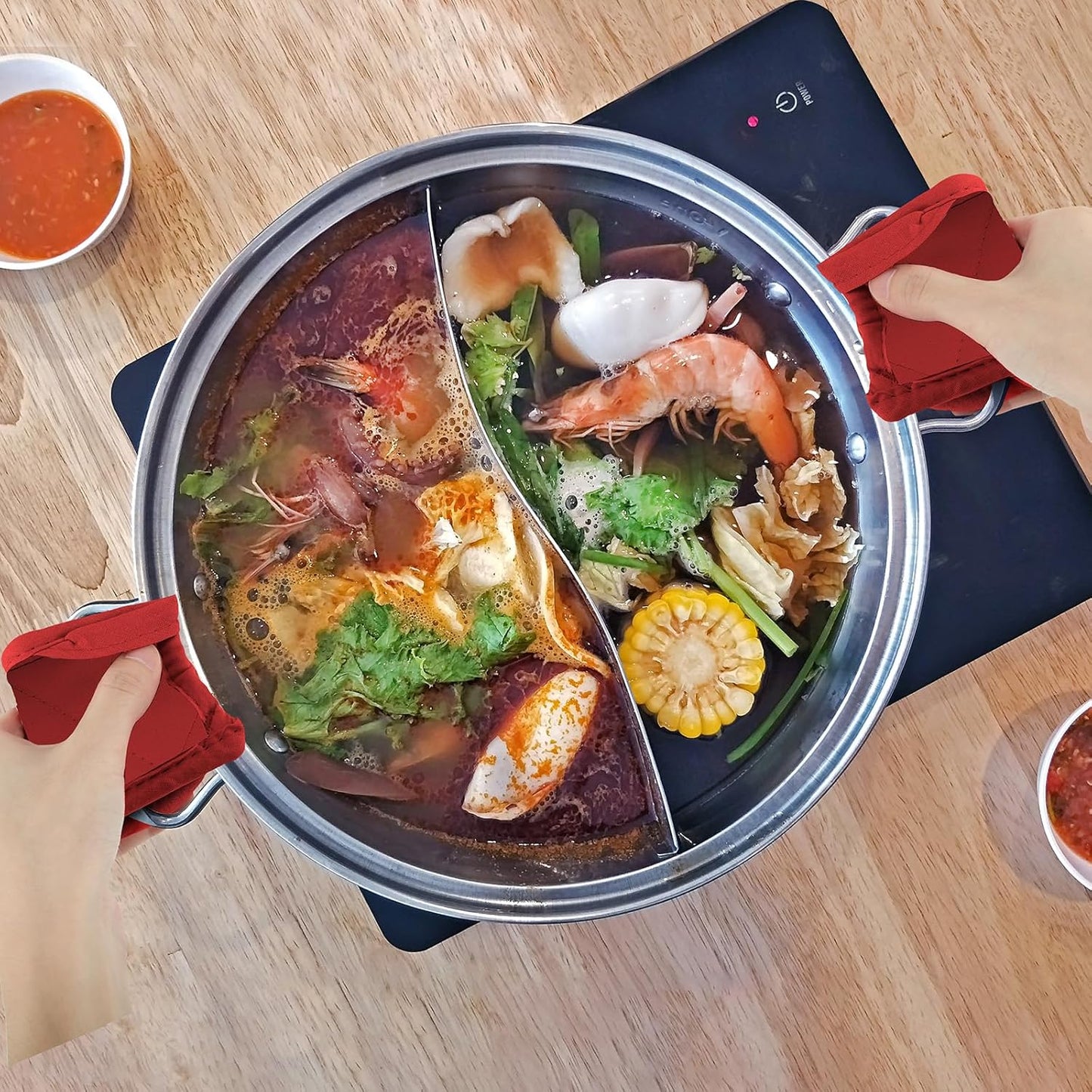 Patelai 4 Pieces Pan Handle Covers Heat Resistant, Hot Handle Holders Non Slip Pan Sleeves Cast Iron Skillet Holder Covers for Home Kitchen Cooking Tools (Elegant Styles)