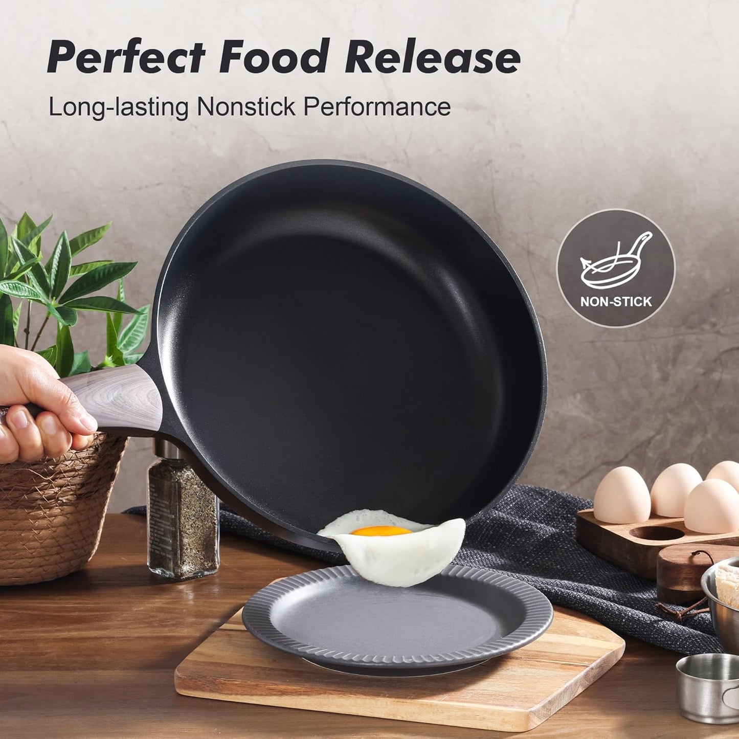 SENSARTE Nonstick Frying Pan Skillet with Lid 9.5Inch Non Stick Omelette Pans, Healthy Kitchen Cooking Chef's Pan with Cover, Free of Intentionally Added PFOA/PFOS, Induction Compatible, Black