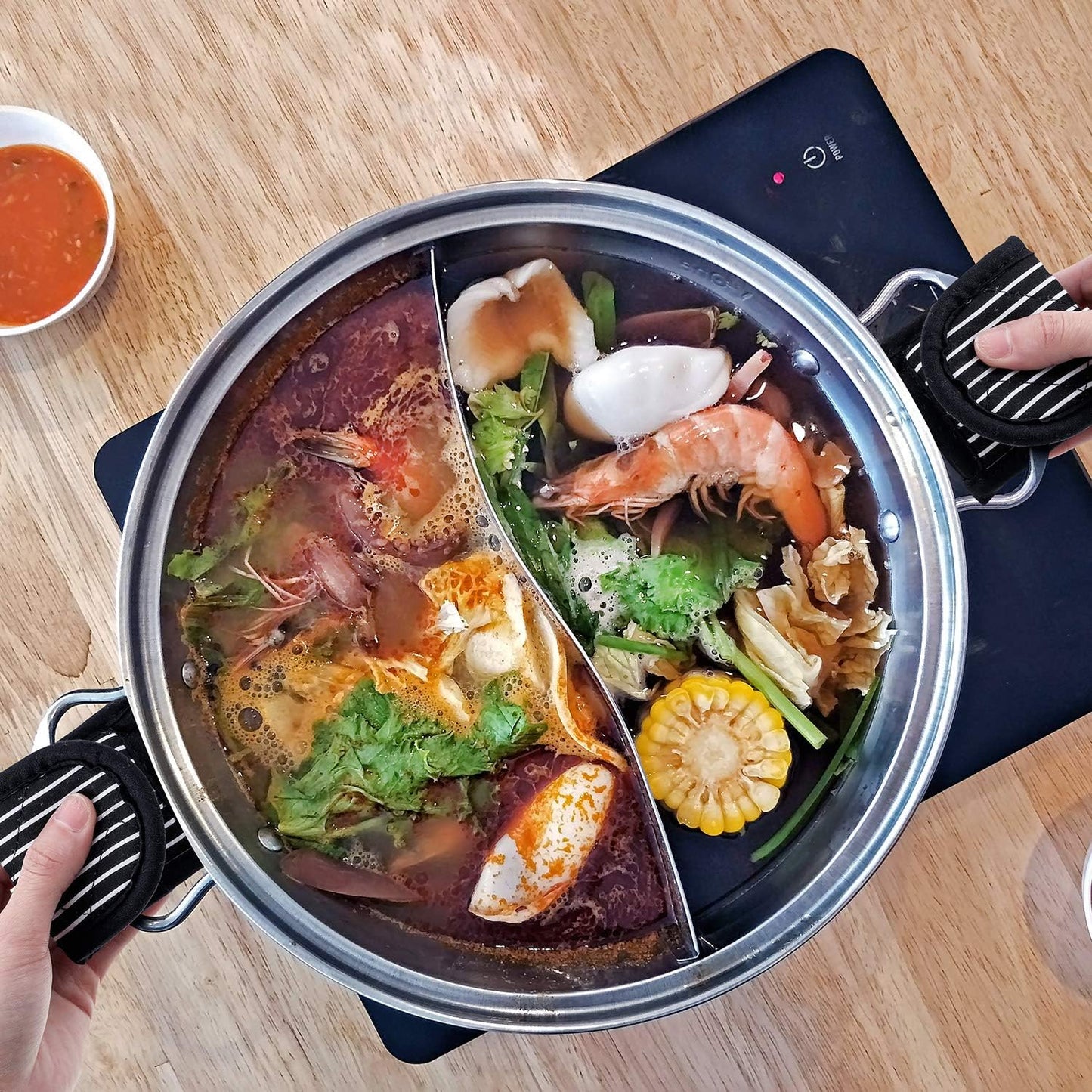 Patelai 24 Pcs Pan Handle Sleeve Covers Cast Iron Handle Cover Heat Resistant Non Slip Skillet Holder Sleeves Mitt for Kitchen Cooking Tools