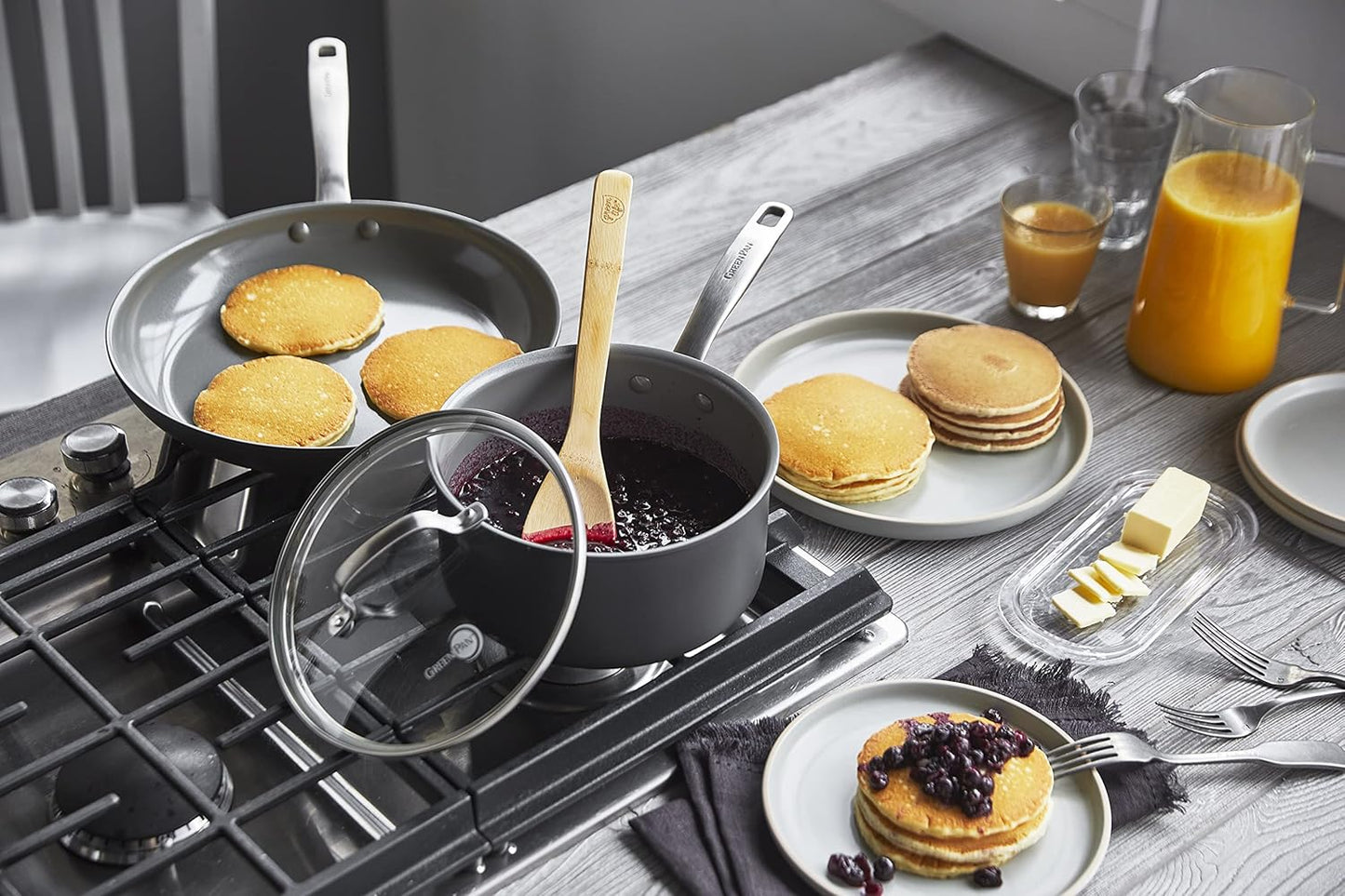 GreenPan Chatham Hard Anodized Healthy Ceramic Nonstick 10 Piece Cookware Pots and Pans Set, Frying Pan Skillets, Saucepans, Saute Pan, Stockpot, Lids, PFAS-Free, Dishwasher & Oven Safe, Gray