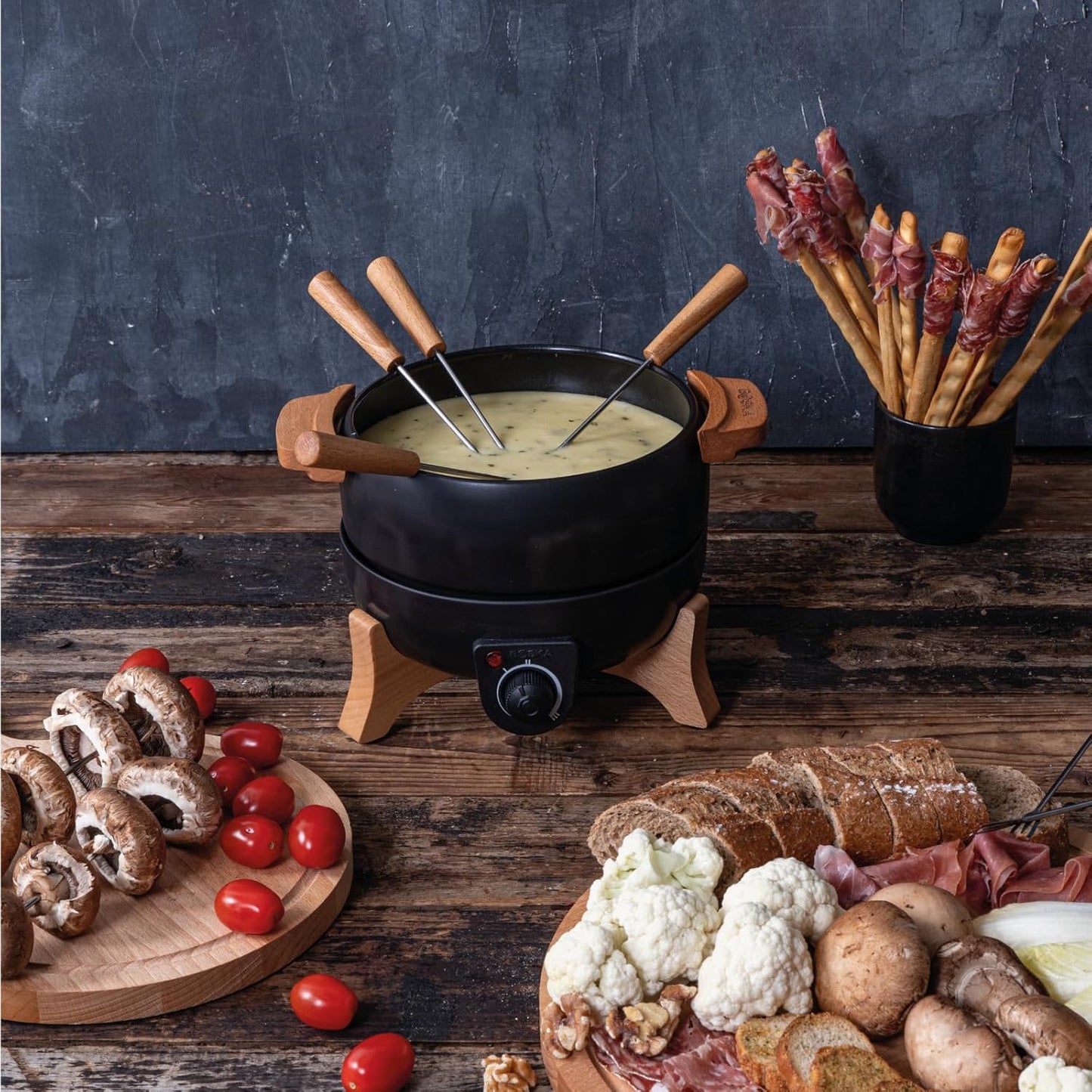 Boska Electric Fondue Set Party 2.3 L - Electric Fondue - For Cheese Fondue, Chocolate Fondue, Hotpot, Meat Fondue - Temperature Control - 2.3 Litres - Stainless Steel and Cast Iron - Fondue Device