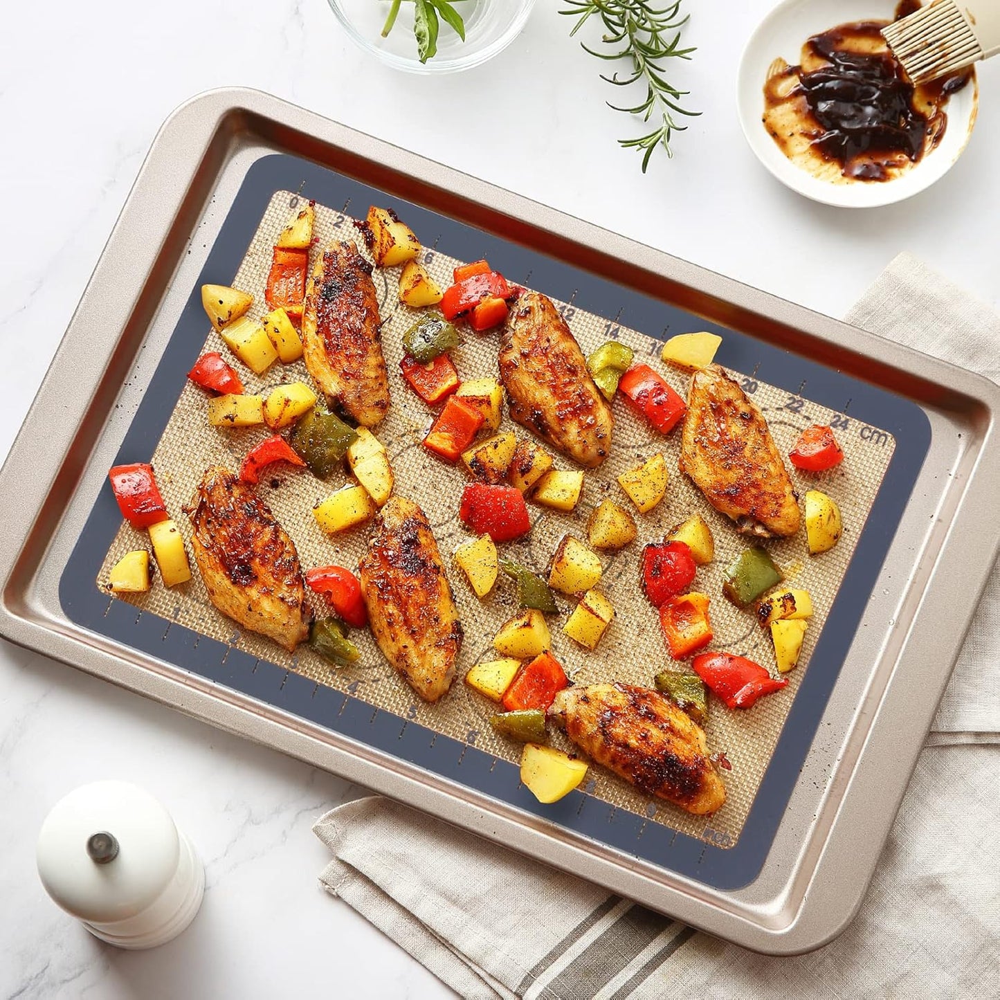 Silicone Baking Mat Set of 6, GUANCI Grade Food Baking mats Non-Stick Reusable Pizza Bakeware Mat for Making Macaroon, Pizza, Cookie, Pastry, Bread, Bun(Grey)