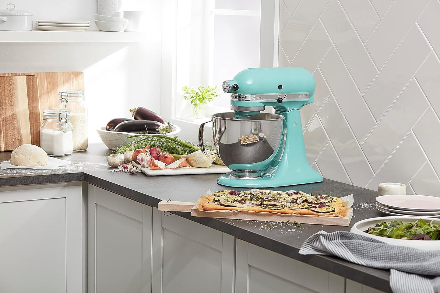 KitchenAid Artisan Series 5 Quart Tilt Head Stand Mixer with Pouring Shield KSM150PS, Removable bowl, Aqua Sky