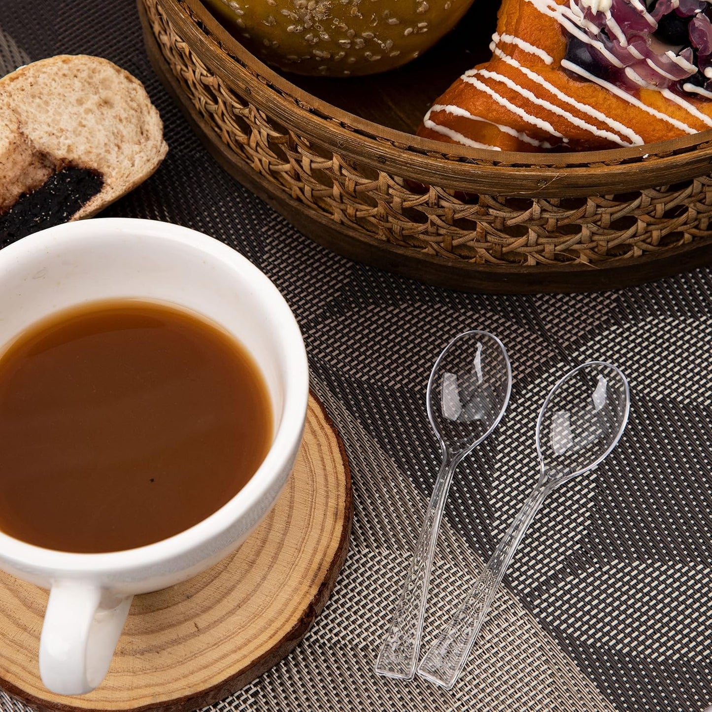 WDF 300 Pieces Clear Plastic Mini Spoons for Desserts 4 Inches Clear Plastic Spoons Heavy Duty Perfect for Cake, Desserts